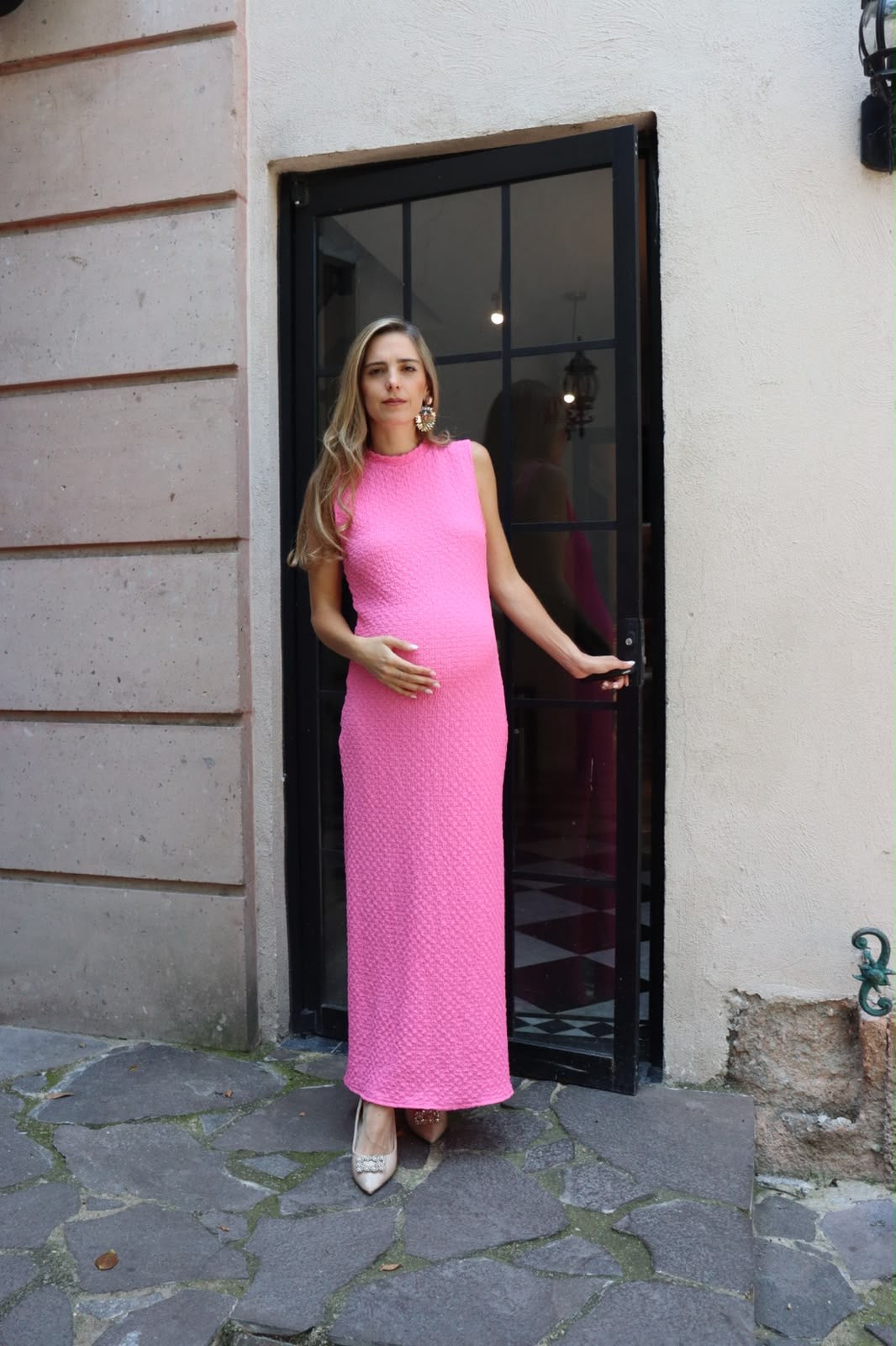 Vestido de maternidad Leslie, rosa corrugado Kirbi