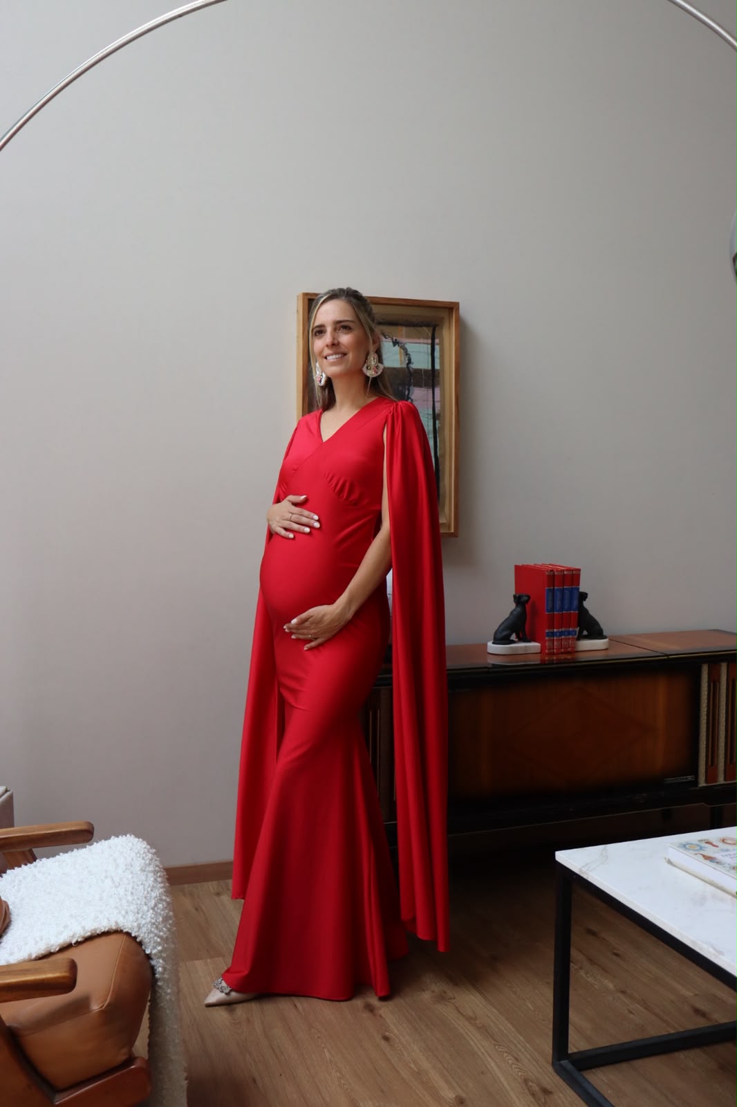 Vestido de maternidad Eliana, rojo brilloso
