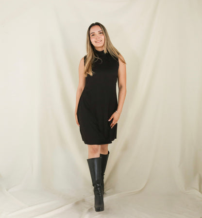 Vestido Miranda de maternidad y lactancia , cuello de tortuga negro sin mangas