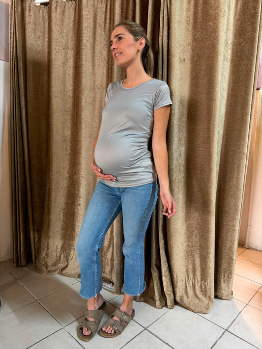 Blusa de maternidad algodón gris lisa