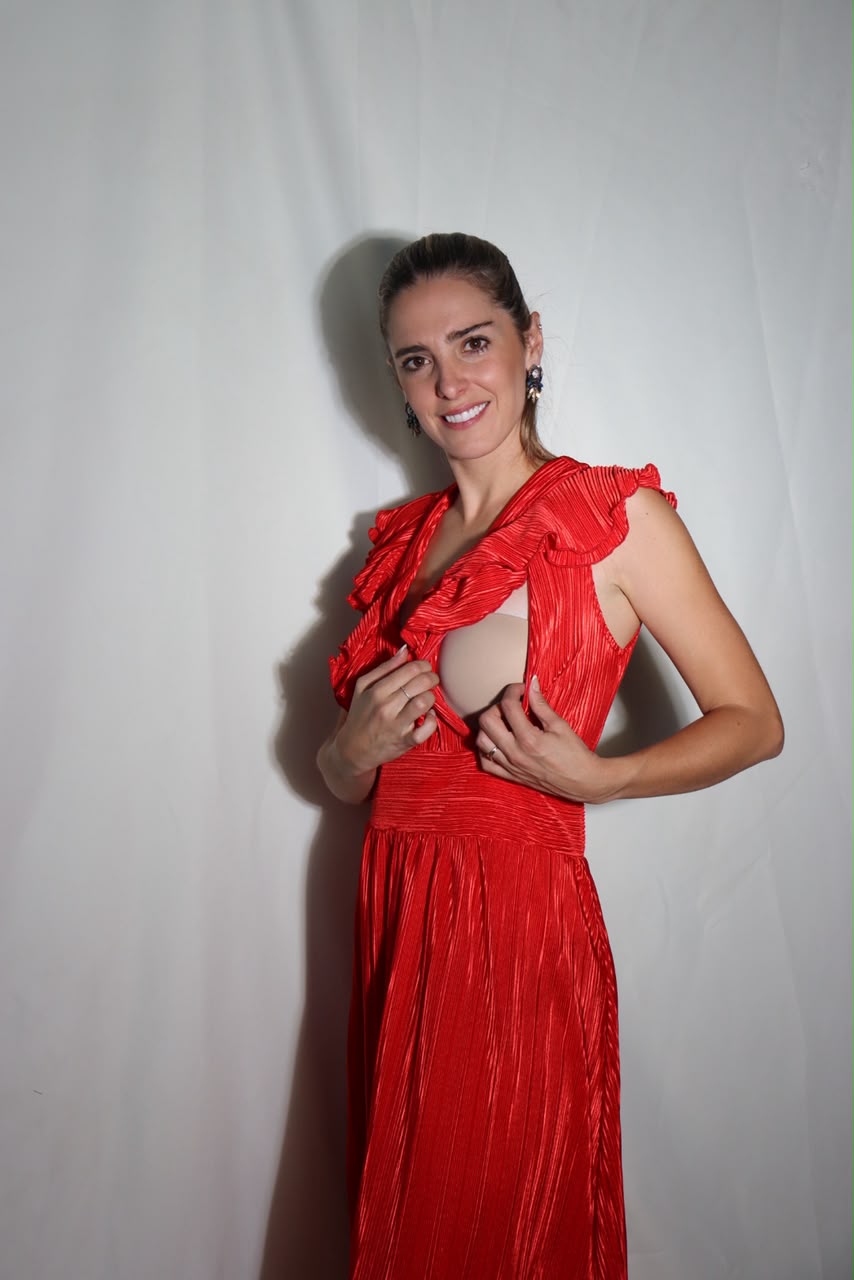 Vestido Xiomara de maternidad y lactancia rojo corrugado
